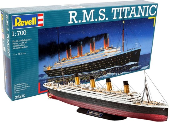 05210 revell R.M.S. Titanic Passagiersschip 132dlg schaal 1/700 