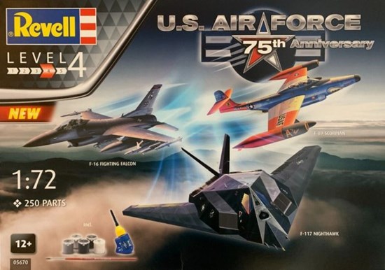 05670 revell U.S. Airforce 3in 1 75th Anniversary set 1/72 3