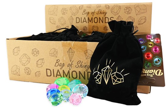 Mooie Diamanten in een Stoffen Zakje 