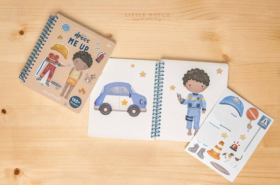 Little Dutch Jim & Friends Aankleedboek 