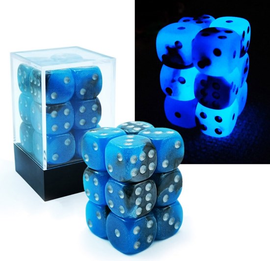 Two Tone Glowing Blue Dawn Dobbelstenen 12stuks 16mm 
